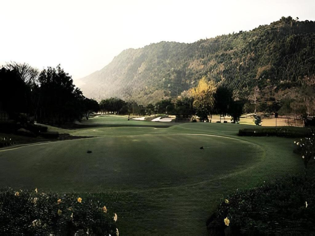 Royal Hills Golf Resort & Spa Nakhon Nayok Εξωτερικό φωτογραφία